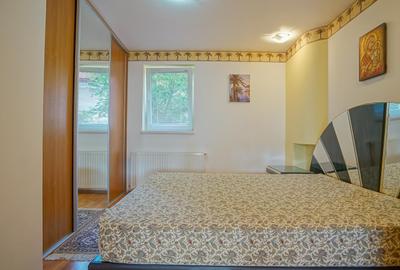 Casă individuală cu 12 camere în Moacșa - 36