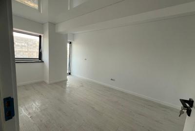 Apartament cu 3 camere decomandat în Cug - 3