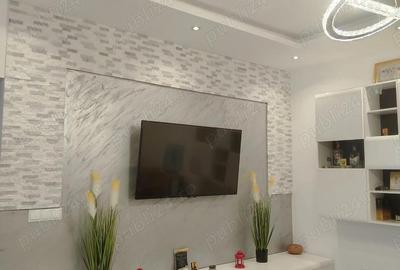 Casă cu 4 camere cu Teren 471 Mp în Central - 1