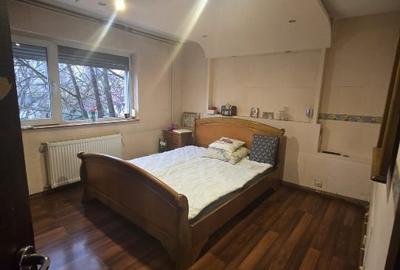 Inchiriez apartament 2 camere+ bucatarie - 2