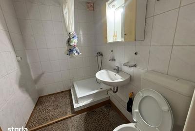 Garsonieră decomandată în Central - 7