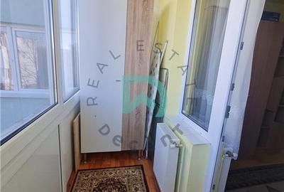 Garsonieră decomandată în Astra - 12