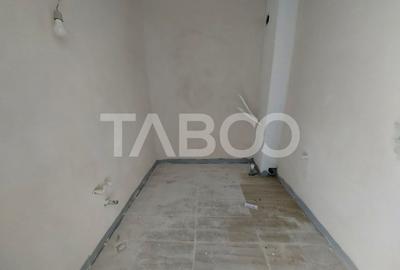 Garsoniera decomandata de vanzare 38 mpu balcon 8 mp loc parcare Sibiu - 4
