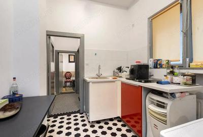 Apartament cu 3 camere decomandat în Unirii