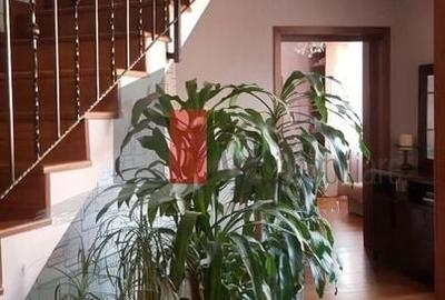 O vilă cu suflet, în inima unei oaze urbane,  D+P+2-190 mp utili - 2