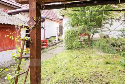 Casa tradi?ionala din lemn, cu teren de 600 mp. - Bodoc - 7