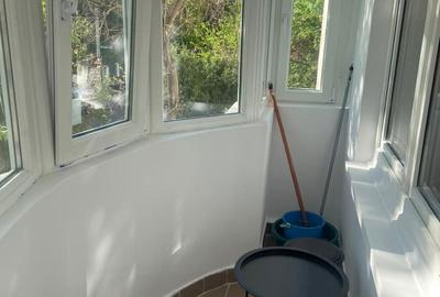 Garsonieră decomandată în Lacul Tei