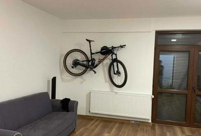 Apartament cu 2 camere semidecomandat în Păcii