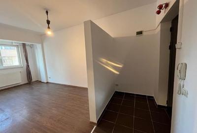 Garsoniera str Eclipsei, zona La Strada, 10 min distanta metrou Dimitrie Leonida - 2