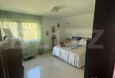 Casă cu 7 camere cu Teren 900 Mp în Central - 7