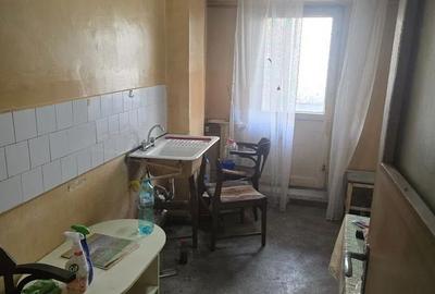 Apartament cu 3 camere decomandat în Calea București - 2