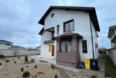 Casă cu 5 camere cu Teren 1025 Mp în Central - 10