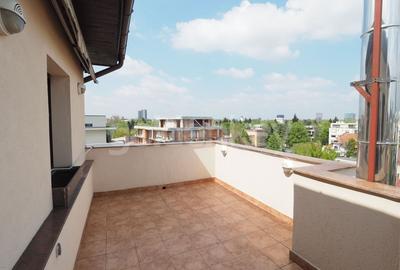Apartament penthouse cu 3 camere  si vedere frumoasa asupra zonei - 2