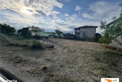 Teren de 356 mp, în Cetate