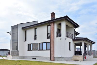 Vanzare vila deosebita, D+P+M Bacu / Joita, teren: 1.100 mp, comision 0% - 3