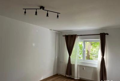 Garsonieră decomandată în Central - 3