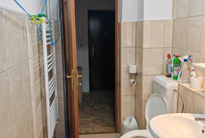 Garsonieră decomandată în Central - 5