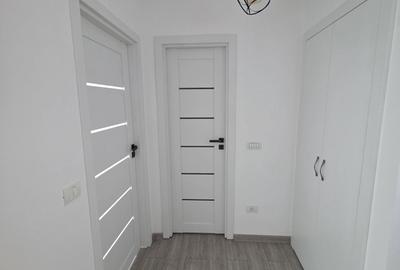 Apartament cu 3 camere decomandat în Central - 1