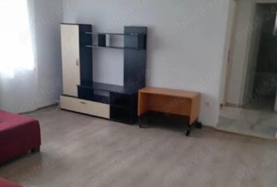 Inchiriez Ap cu 2 camere Parter - 4