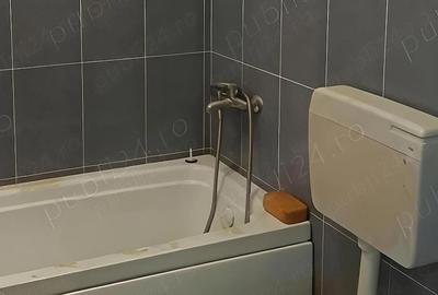 Garsonieră decomandată în Central - 2