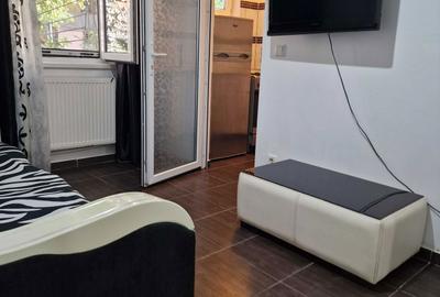 Garsonieră decomandată în Exterior Vest - 8