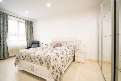 Casă individuală cu 8 camere cu Canalizare în Central - 19