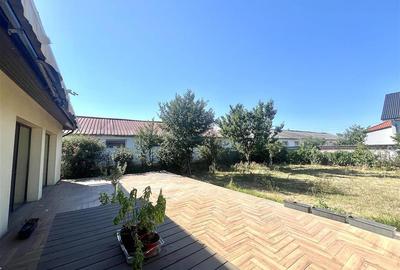 Casă cu 5 camere cu Teren 920 Mp în Nufărul - 11