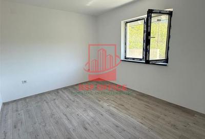 Casă cu 3 camere decomandat cu Teren 300 Mp în Bârnova - 12