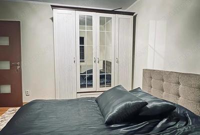 Apartament cu 3 camere decomandat în Lunei