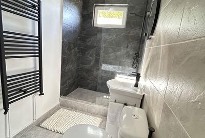 Apartament cu 3 camere decomandat în Central - 1