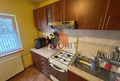 3 camere | 2 bai | 2 balcoane | boxa | mobilat si utilat | zona excelenta | - 4