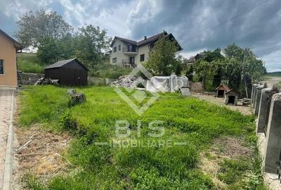 Teren Intravila Zona Centura - str. Livezi - 13