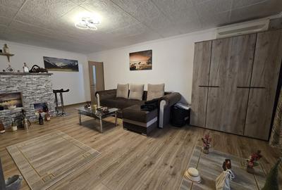 Casă cu 4 camere cu Teren 600 Mp în Berceni - 2