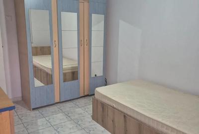 Apartament cu 3 camere decomandat în Central - 1