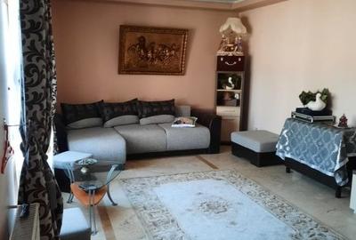 Vand casa cocheta Nacodari . - 2