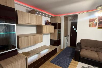 Apartament cu 3 camere semidecomandat în Mănăștur