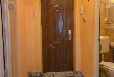 Garsonieră decomandată în Dacia - 9