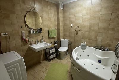 Apartament cu 3 camere decomandat în Exterior Vest - 3