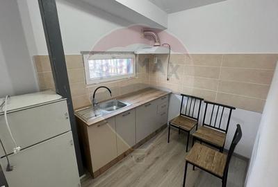 Spatiu comercial de 990mp de inchiriat Spatiu comercial de 990mp de inchiriat - 13