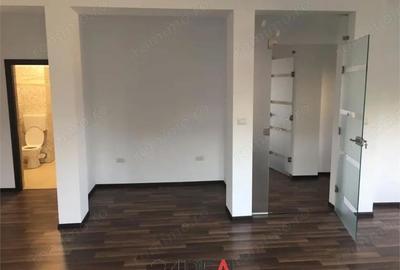 Spațiu comercial, în Unirii