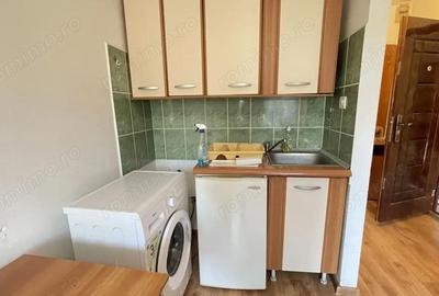 Garsonieră nedecomandată în Lipovei