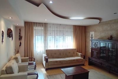 Apartament cu 2 camere semidecomandat în Democrației