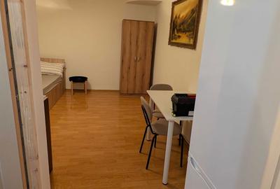 Garsonieră decomandată în Central - 4