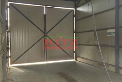 Spațiu comercial, de 250 mp, în Studina - 16