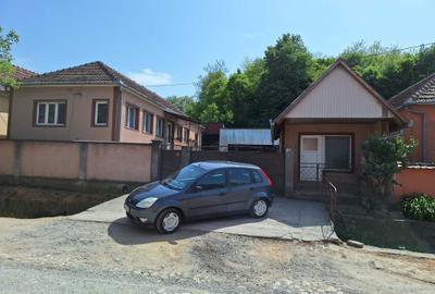 Casă cu 4 camere în Central - 8