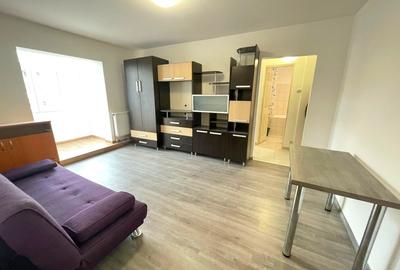 Apartament cu 2 camere semidecomandat, mobilat în Baza 3 - 3