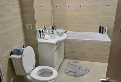 Apartament cu 3 camere decomandat în Badea Cârțan - 2