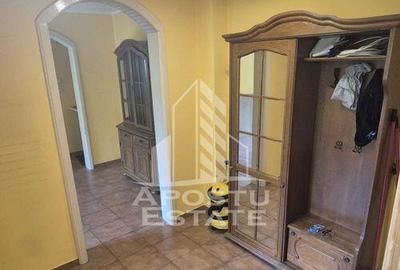 Apartament cu 3 camere semidecomandat în Lipovei - 4