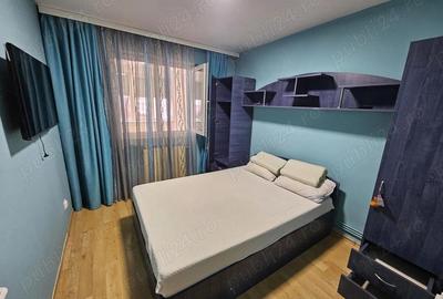 Apartament cu 3 camere semidecomandat în Central - 2