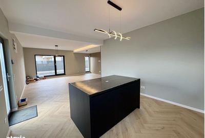 Apartament cu 4 camere în Central - 12